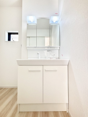 ���ʑ�E���ʏ��@���[�͂Ƌ@�\���ɗD�ꂽ���ʉ��ϑ�