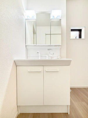 ���ʑ�E���ʏ��@���[�͂Ƌ@�\���ɗD�ꂽ���ʉ��ϑ�