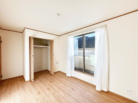 �q�������@�q�������ɂ��������߂Ȏ��[�X�y�[�X�����Ղ�̋���