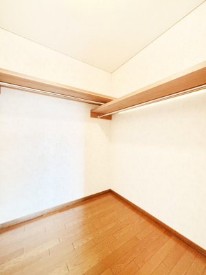 ̑@ߗނnK[Ɋ|܂܎[łWICBߗނ̐ڂ₷ĕ֗łI