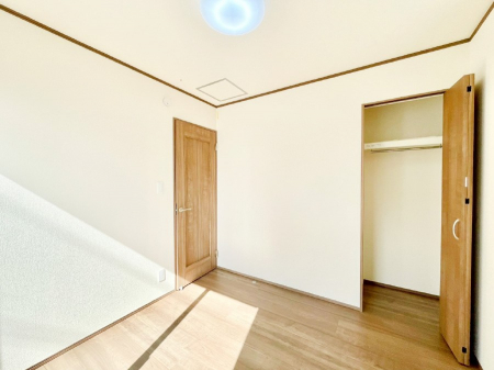 Q@g₷`ŃxbgƋ̒uɂ邱Ƃ܂B   