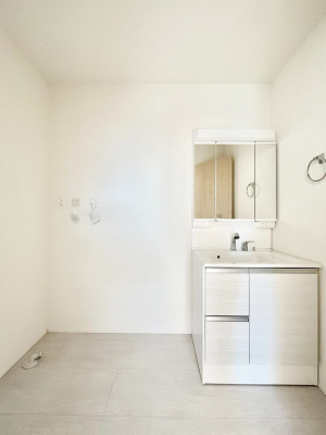 ̑@gxxX[YɂȂEߏ    @    