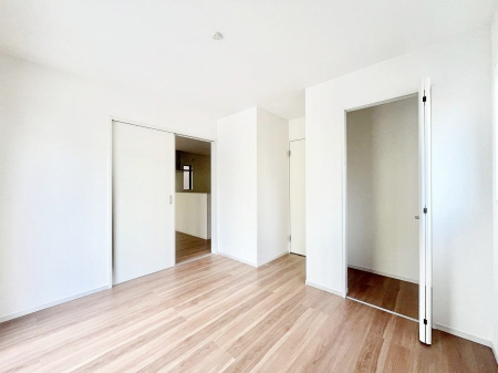 q@rOאڂ̗m͌ƂĂpł܂