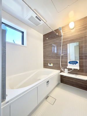 �����@����̔�����₷��؂ȃo�X�^�C���B�������Ƃ����C���y����Ŕ����Ƃ肽���ł��ˁI  