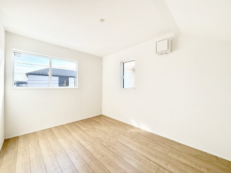 �Q���@�g���₷���`�Ńx�b�g��Ƌ�̒u�����ɂ����邱�Ƃ�����܂���B   