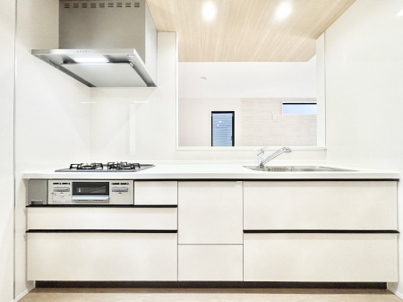 �L�b�`���@�������������I�ɁA�y�����I�V�X�e���L�b�`��