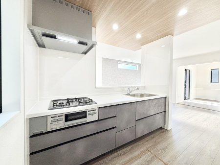 �L�b�`���@���������Ȃ��炲�Ƒ��Ƃ̉�b���y���߂�ΖʃJ�E���^�[�L�b�`��