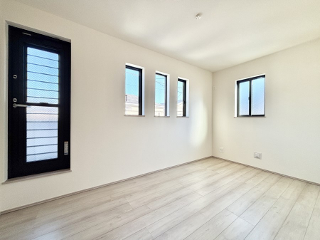 ���̑����ρ@3���񂾑����A�N�Z���g�ɂȂ��Ă���2�K5.62���̗m���B�o���R�j�[�t���B