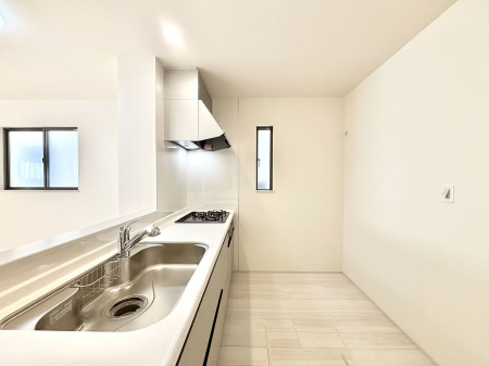 �L�b�`���@��Ƃ肠��L�b�`���ł͂��Ƒ��Ɗy�������������ł��܂��B