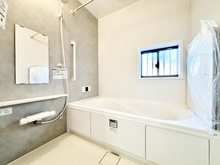 �����@����̔�������Ă���閾�邢�������̂���o�X���[��