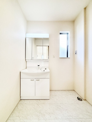 ���ʑ�E���ʏ��@���[�͂Ƌ@�\���ɗD�ꂽ���ʉ��ϑ�