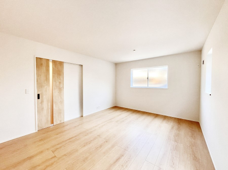 ���̑����ρ@�Ƒ������R�ƏW�܂�e���̃X�y�[�X�ɂȂ肻��