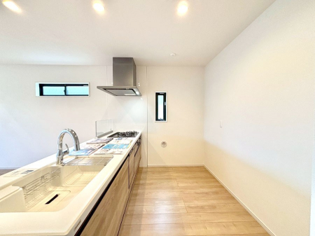 �L�b�`���@��Ƃ肠��L�b�`���ł͂��Ƒ��Ɗy�������������ł��܂��B