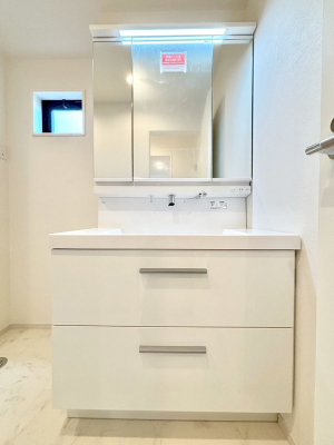 ���ʑ�E���ʏ��@�傫�����₷���O�ʋ��Ő�����������ʑ�́A�g�����Ȃ݃`�F�b�N�┧�̂������ɂ������߂ł��B 