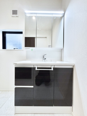 ʑEʏ@傫₷OʋŐʑ́AgȂ݃`FbN┧̂ɂ߂łB 