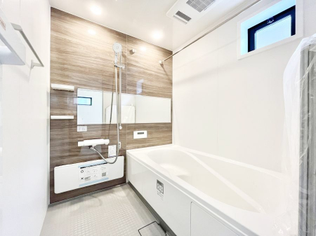 �����@����̔�������Ă���閾�邢�������̂���o�X���[��