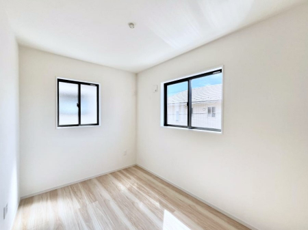 Q@g₷`ŃxbgƋ̒uɂ邱Ƃ܂B   