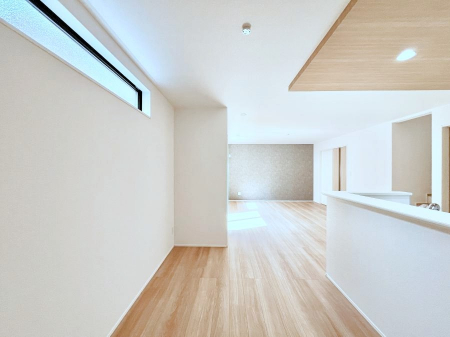 ̑ρ@Ƒ̉b͂ށAJIȃ_CjO