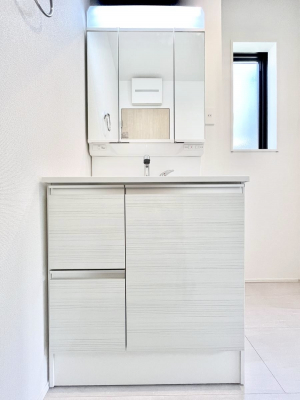 ʑEʏ@傫₷OʋŐʑ́AgȂ݃`FbN┧̂ɂ߂łB 