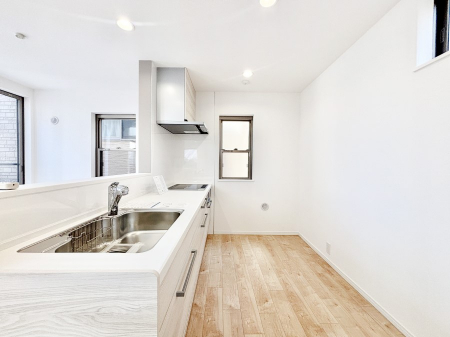 Lb`@u₩ȕʂ蔲Lb`B̂Ŗ邭Cɂ𗧂܂B  