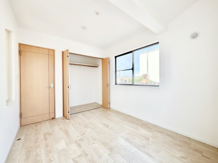 q@q܂̂ƂĂIߗނ̐ڂɕ֗ȃN[[bgt̗mB