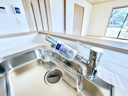 ̑ρ@łȂB̐ŐƏ򐅂gB