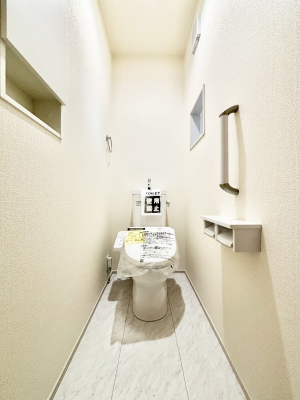 gC@gC1K2KꂼɔzuĂĂƂĂ֗łB 