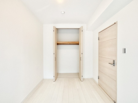 �Q���@�g���₷���`�Ńx�b�g��Ƌ�̒u�����ɂ����邱�Ƃ�����܂���B   