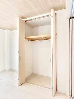 ���[�@�����Ղ�̎��[�X�y�[�X�ł��ł��Z��Ԃ��X�b�L���ۂĂ���  