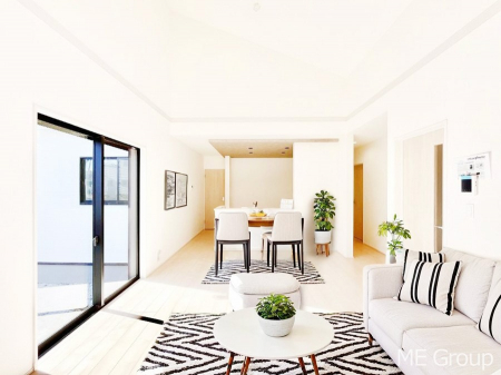 rO@邢zɕ܂LXƂLDK͉Ƒ݂Ȃ̌e̋ԁ@ƋCGł