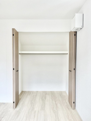 [@m̃N[[bgBŝŌ̈ߗނ܂܂B