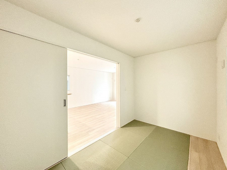 ���̑����ρ@�_�炩����̋�Ԃ́A���q�l�̗V�я�◈�q���̂����ĂȂ��̏ꏊ�Ƃ��ďd�󂵂܂��B 