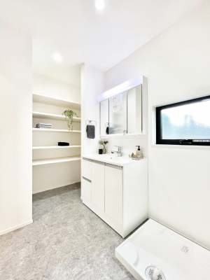 ʑEʏ@Ƃ̐ʃXy[XŒ̐gxxX[Y