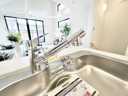 ̑ρ@łȂB̐ŐƏ򐅂gB