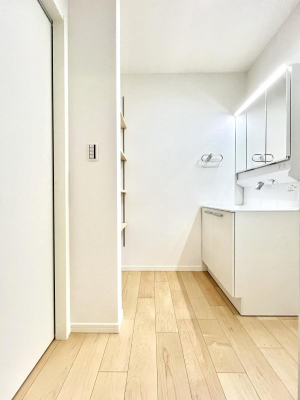 ���̑��@�������̂�����K��Ԃł��B�����̐g�x�x���C�����ǂ����g�������܂��B 