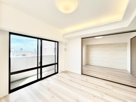 ̑ρ@rOɗאڂmB˂JƃrOƌqe̋ԂɕϐgI