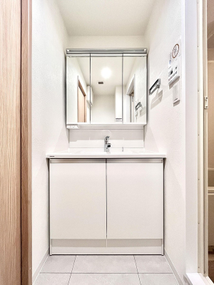 ���ʑ�E���ʏ��@������������ʉ��ώ��Œ��̐g�x�x�����K  