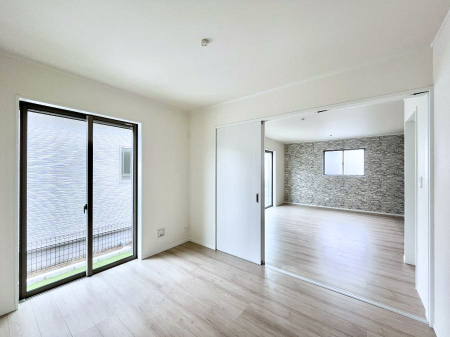 ̑ρ@rOׂ̗ɂmBJčLp邱Ƃ\łB