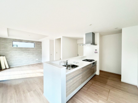 �L�b�`���@���������Ȃ��炲�Ƒ��Ƃ̉�b���y���߂�ΖʃJ�E���^�[�L�b�`��