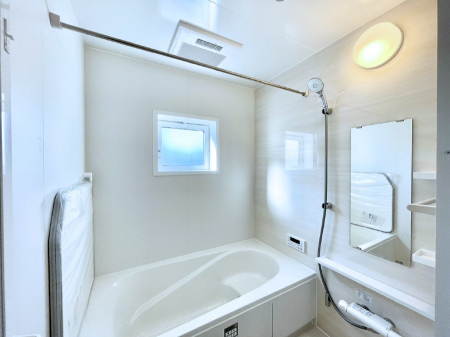 �����@����̔�����₷��؂ȃo�X�^�C���B�������Ƃ����C���y����Ŕ����Ƃ肽���ł��ˁI  