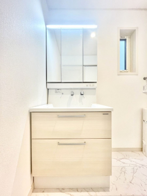 ʑEʏ@傫₷OʋŐʑ́AgȂ݃`FbN┧̂ɂ߂łB 