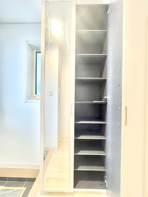 ̑ρ@Ղ[łV[Y{bNXŉƑŠCAւB  