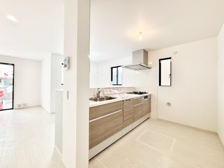 �L�b�`���@���������Ȃ��炲�Ƒ��Ƃ̉�b���y���߂�ΖʃJ�E���^�[�L�b�`��