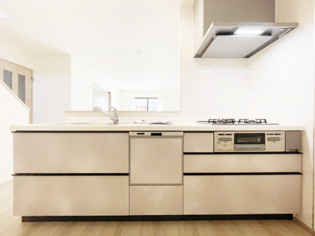 �L�b�`���@�������������I�ɁA�y�����I�V�X�e���L�b�`��