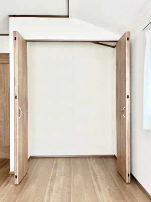 [@m̃N[[bgBŝŌ̈ߗނ܂܂B