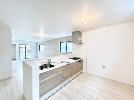 �L�b�`���@�J�E���^�[�z���ɂ��b�������Ȃ��疈���̂������������Ɗy����