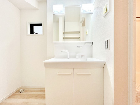 ���ʑ�E���ʏ��@���[�͂Ƌ@�\���ɗD�ꂽ���ʉ��ϑ�  