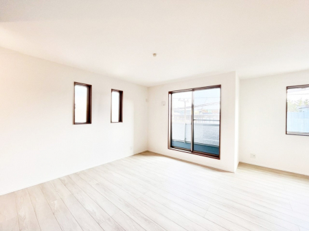 ���̑����ρ@�Ƒ������R�ƏW�܂�e���̃X�y�[�X�ɂȂ肻��