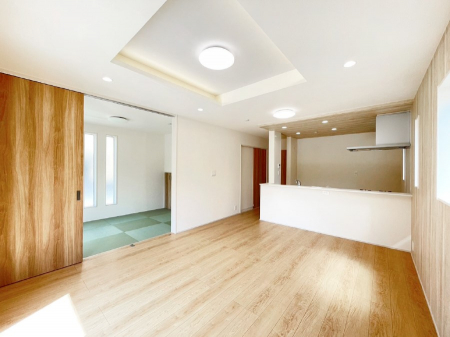 ̑ρ@אڂ̘aJ΂ɍLXԂ