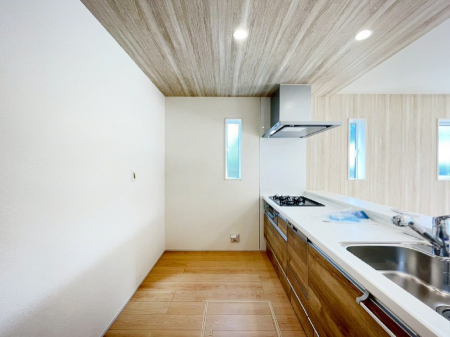 Lb`@u₩ȕʂ蔲Lb`B̂Ŗ邭Cɂ𗧂܂B